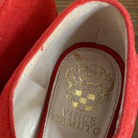 Vince Camuto red suede heels. - Picture 9 of 9